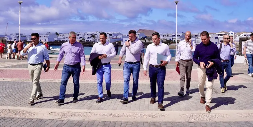 Mesa insular de Obras Públicas en La Graciosa.