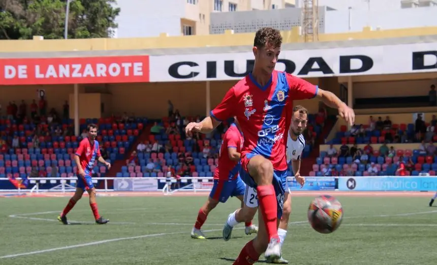 Imagen de una de las jugadas del encuentro