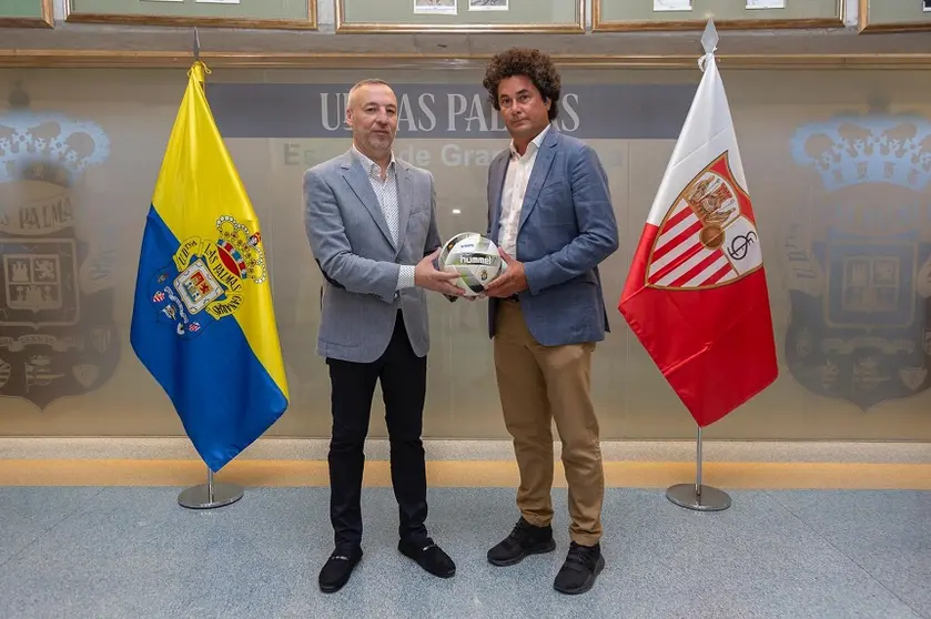 Miguel Ángel Rámirez junto a Juan Carlos Albuixech.