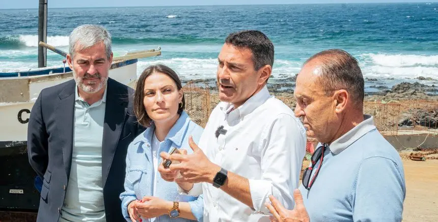 Migdalia Machín en La Santa con los presidentes del Gobierno autonómico y el Cabildo y el alcalde de Tinajo.