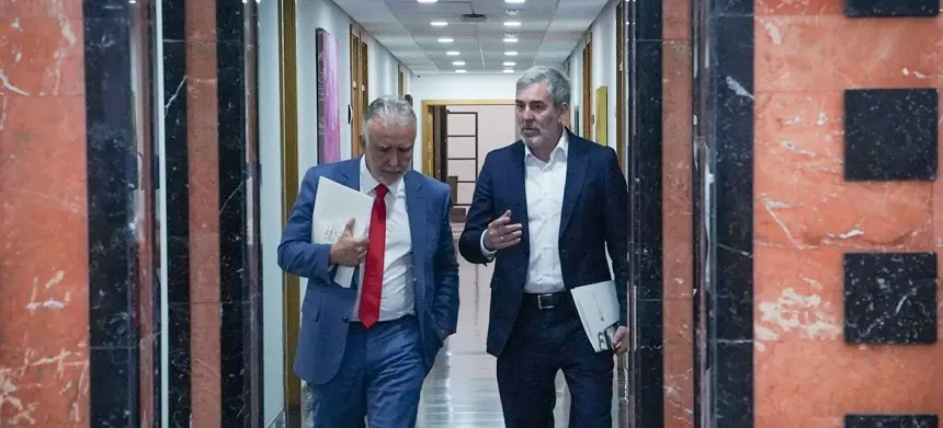 Ángel Víctor Torres y Fernando Clavijo este lunes en el encuentro que han mantenido en Madrid.