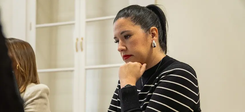 Abigail González.