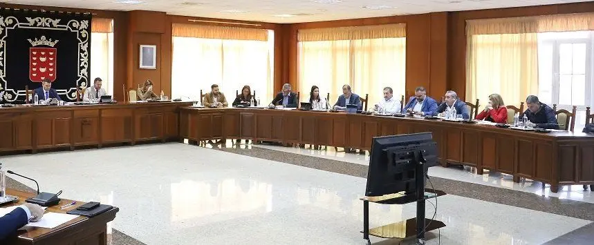 Imagen de archivo de un pleno celebrado en el actual periodo político en el Cabildo de Lanzarote.