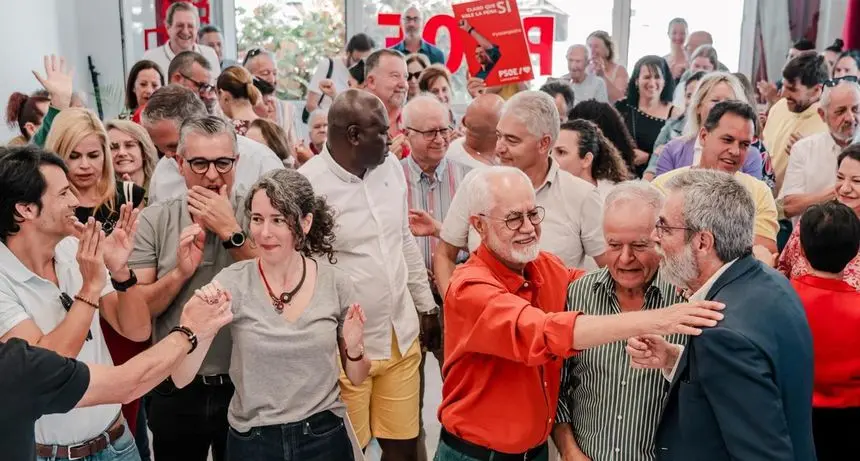 Imagen alegre de los socialistas lanzaroteños este sábado en Lanzarote