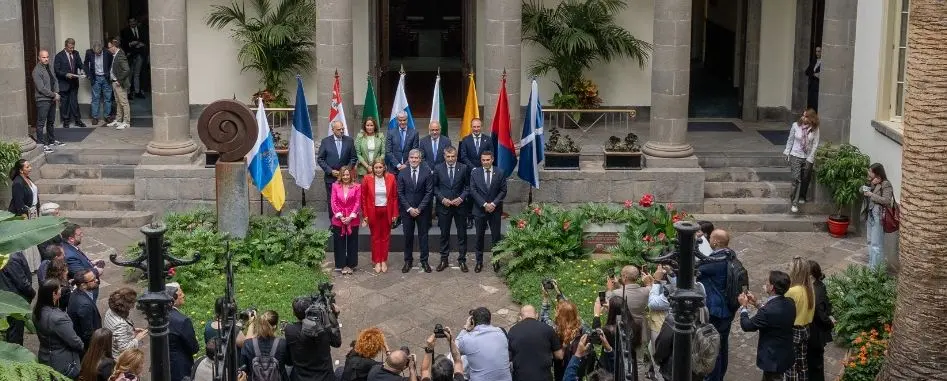 Imagen del encuentro mantenido entre los presidentes de Cabildo y los responsables del Ejecutivo canario este martes en Tenerife.