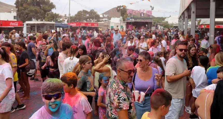 Fiestas de colores de Uga.