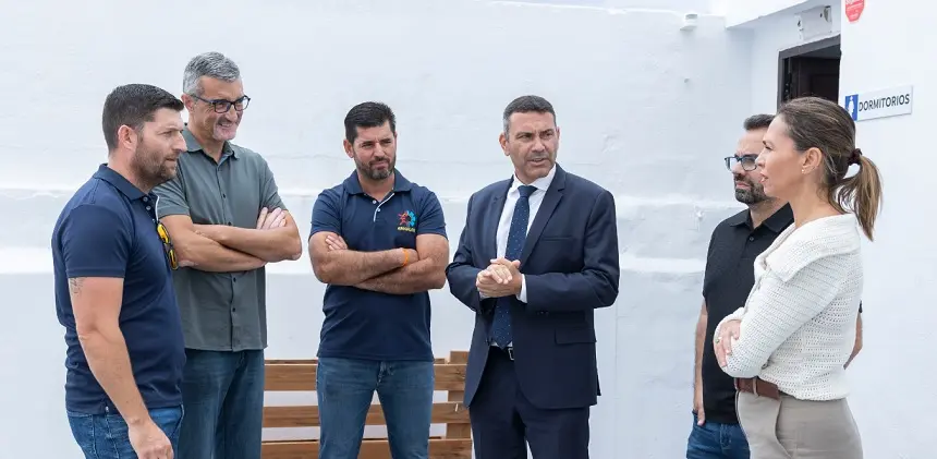 Imagen del encuentro previo a la inauguración. 