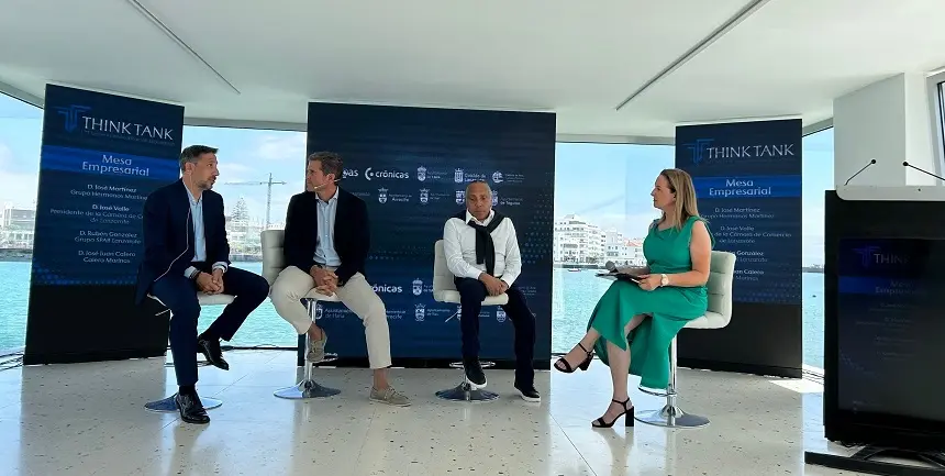 Mesa redonda empresarial con José Martínez, José Juan Calero, Rubén González.