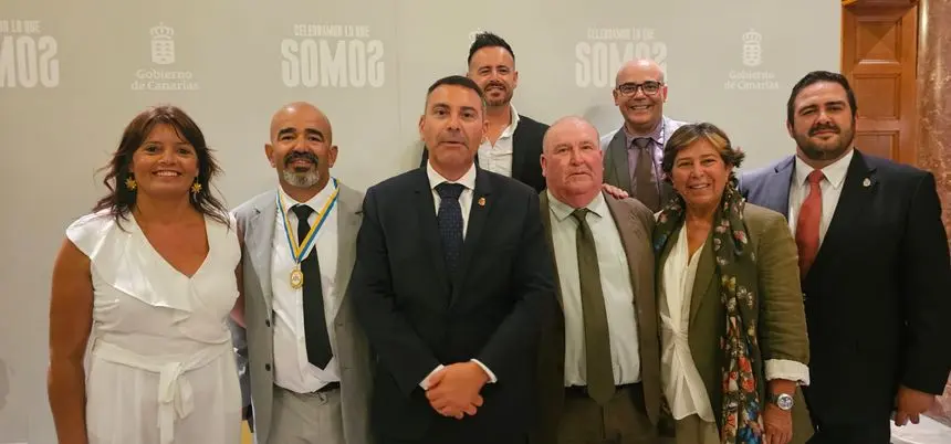 ACTO ENTREGA MEDALLA DE ORO DIABLETES