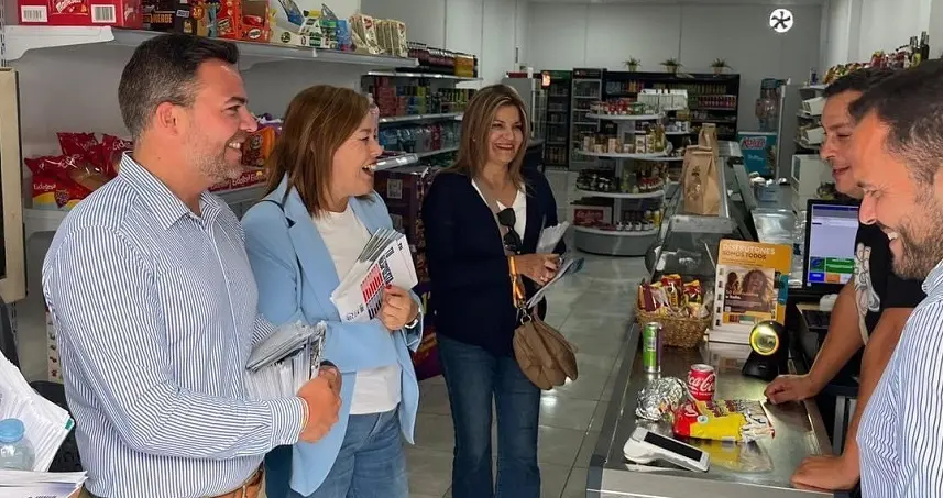 Astrid Pérez junto a María Jesús Tovar, Jacobo Medina y Yonathan de León durante la campaña.