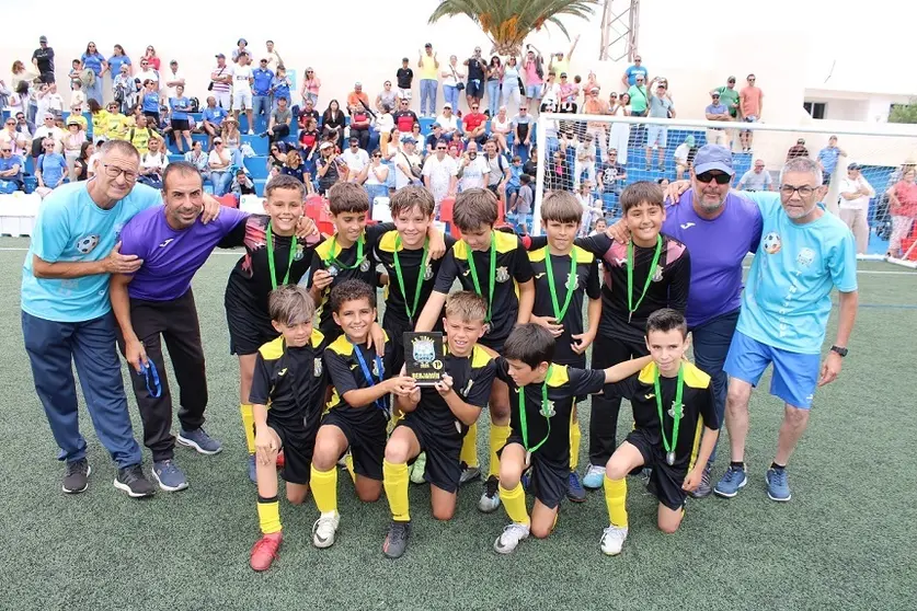 CD Tahiche en la Tinajo Cup.