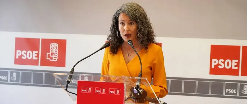 Ariagona González en una comparecencia ante los medios de comunicación.