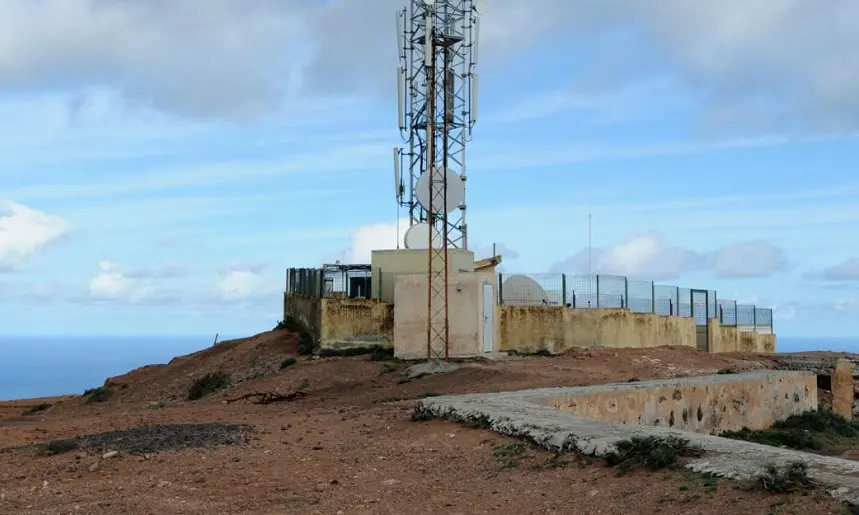 Antena de señal.