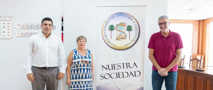 Presentación del proyecto geriatria mes a mes.