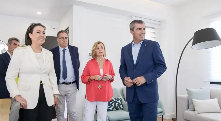 Manuel Domíngue este viernes durante su visita