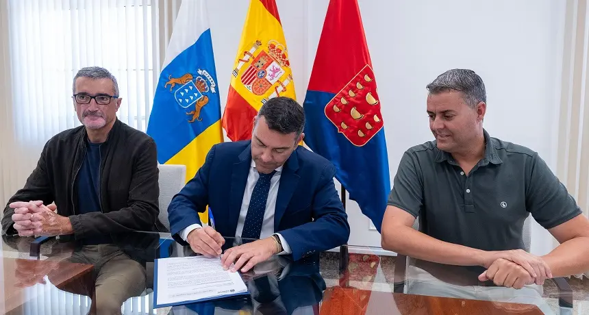 Firma Declaración Emergencia Social.
