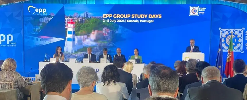 Imagen de las jornadas de estudio celebradas en Portugal en las que ha participado el eurodiputado canario.