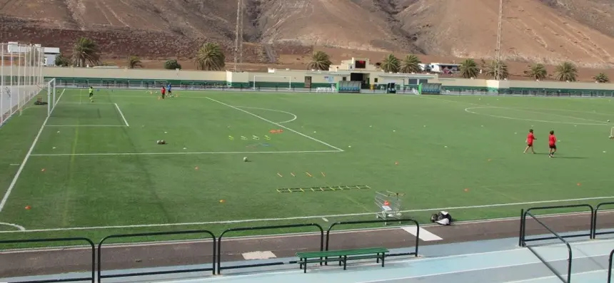 Campo de fútbol de Yaiza.