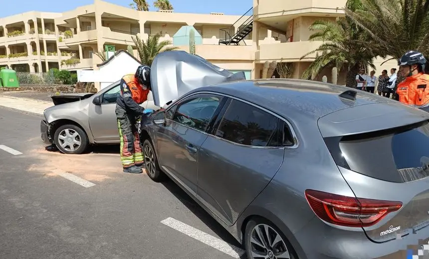 Accidente en la Avenida de Las Palmeras de Costa Teguise.