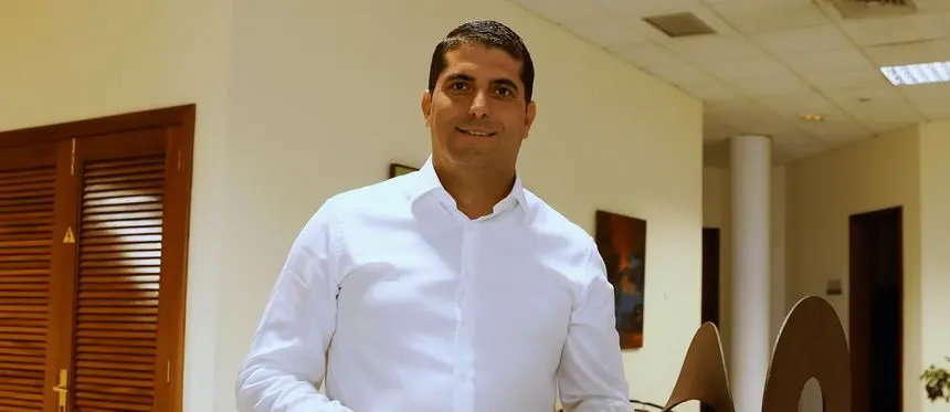 Benjamín Perdomo en la sede del Cabildo insular.