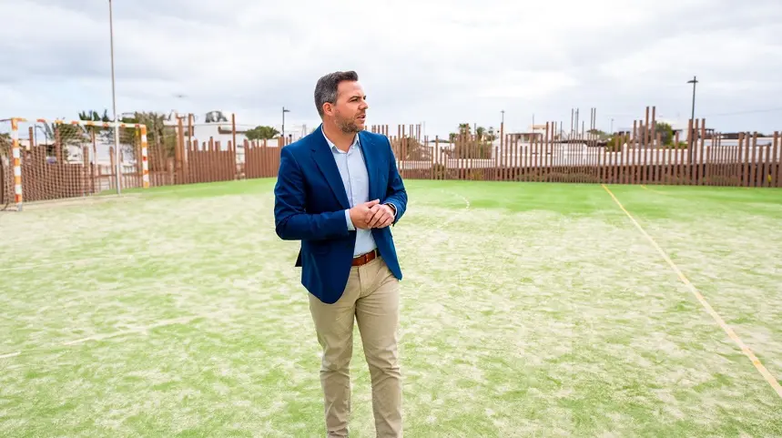 El vicepresidente en la cancha de Mala