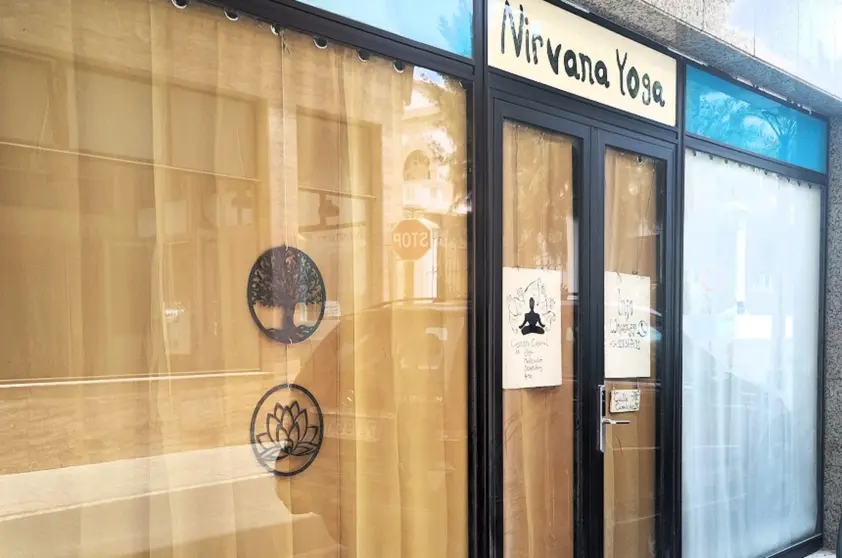 Exteriores del local en la calle Canalejas de Arrecife que realiza actividades alojativas, en un centro de yoga  1