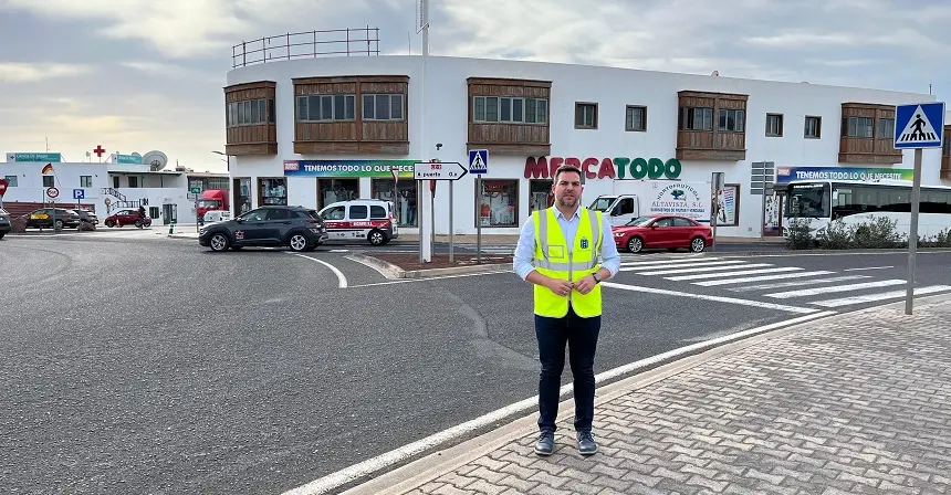 El vicepresidente en la rotonda de Playa Blanca
