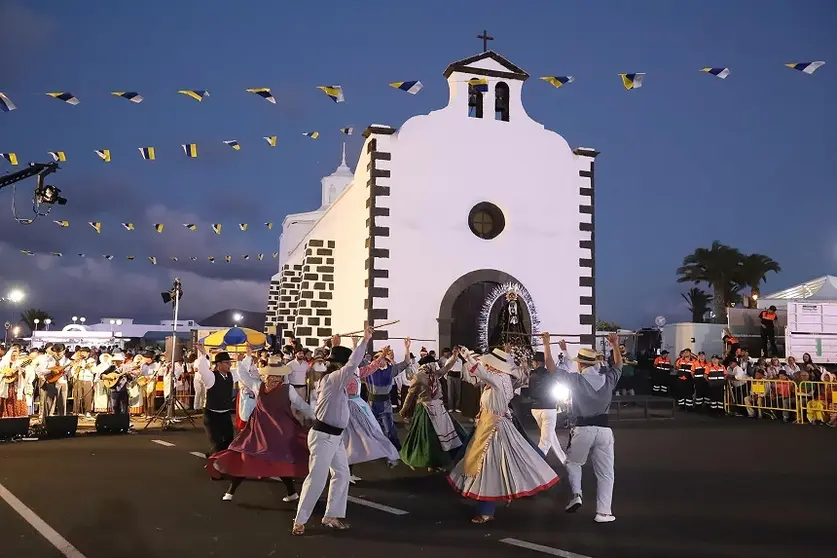 Ofrenda de la Romería de los Dolores de 2023.