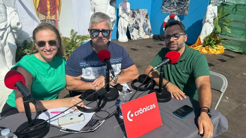 Taller "La Radio en el Barrio" en Tinasoria.