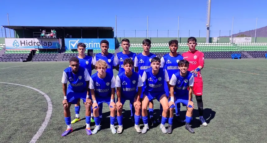 Jugadores del Unión Sur Yaiza Juvenil.