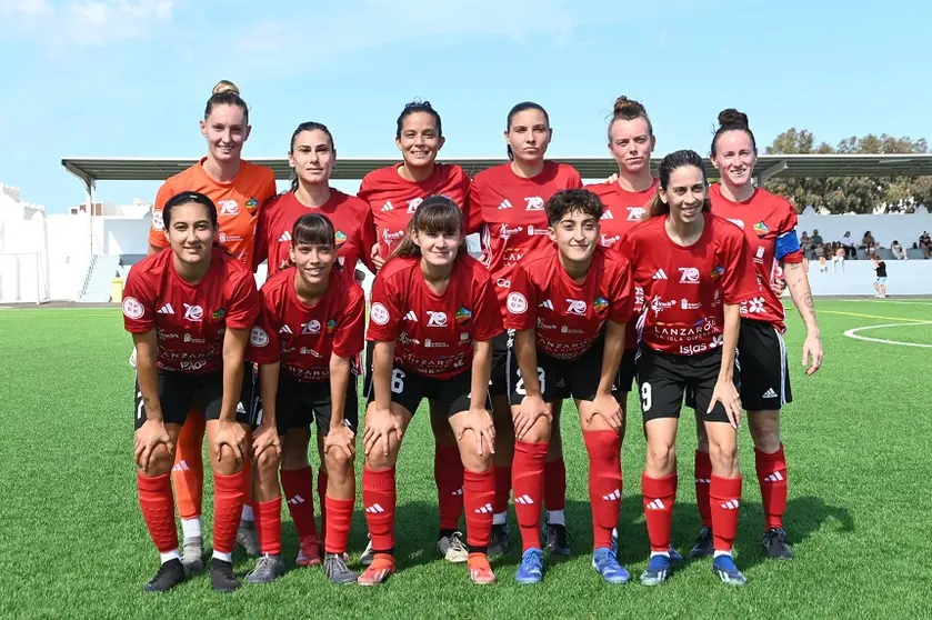 Jugadoras del Orientación Marítima Femenino.