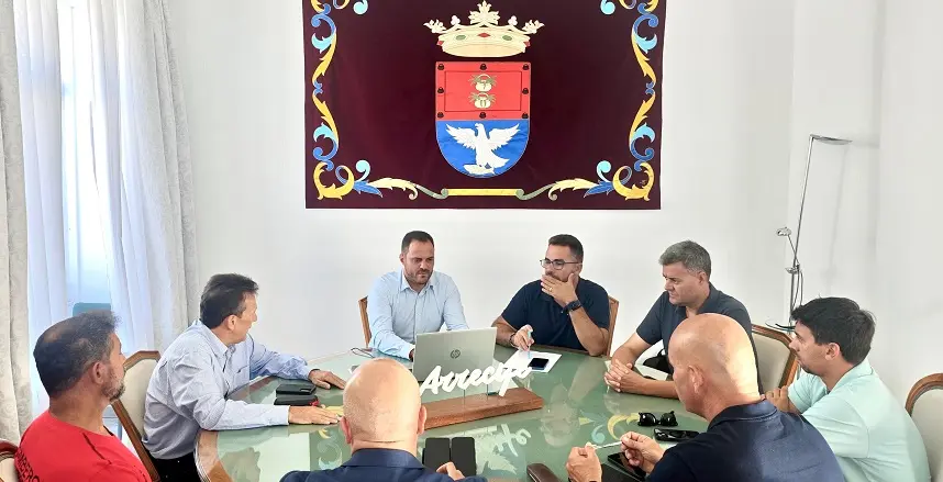 Reunión en el Ayuntamiento de Arrecife.