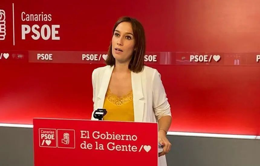 Nira Fierro en una comparecencia de prensa.