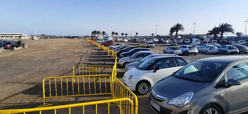 Imagen de los aparcamientos de Ginory en uno de los vallados que se realizan para organizar eventos.