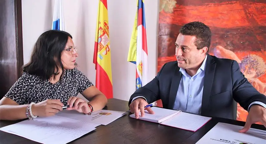 El alcalde y la concejala de Urbanismo