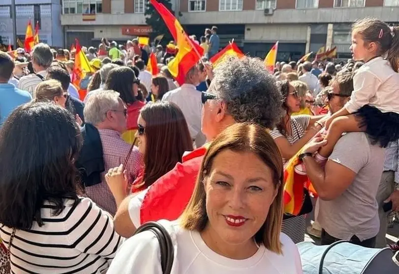 Astrid Pérez en un acto de celebración del Día de la Hispanidad