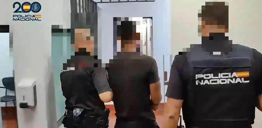 Detención del autor de los robos con violencia por parte de la  de la Policía Nacional