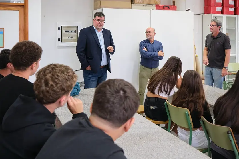 Isidro Pérez en el  IES San Bartolomé.