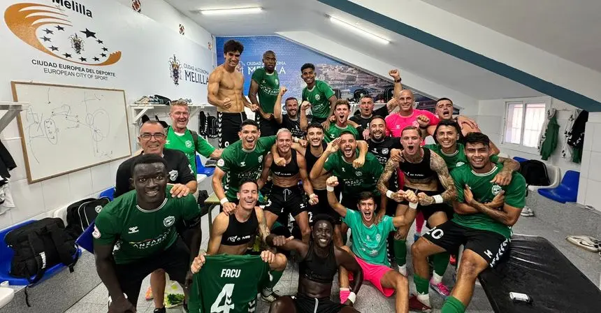 Los jugadores expresaron su lógica alegría tras el encuentro