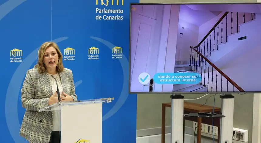 La presidenta del Parlamento de Canarias, Astrid Pérez, en la presentación de la visita virtual de la Cámara.