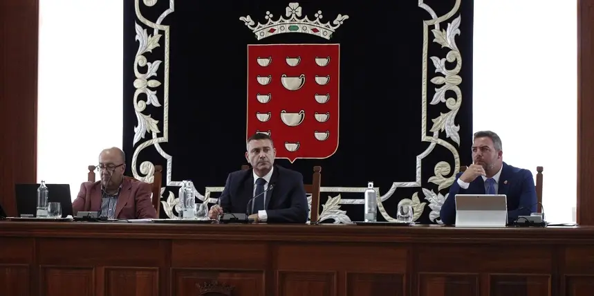 Oswaldo Betancort y Jacobo Medina.