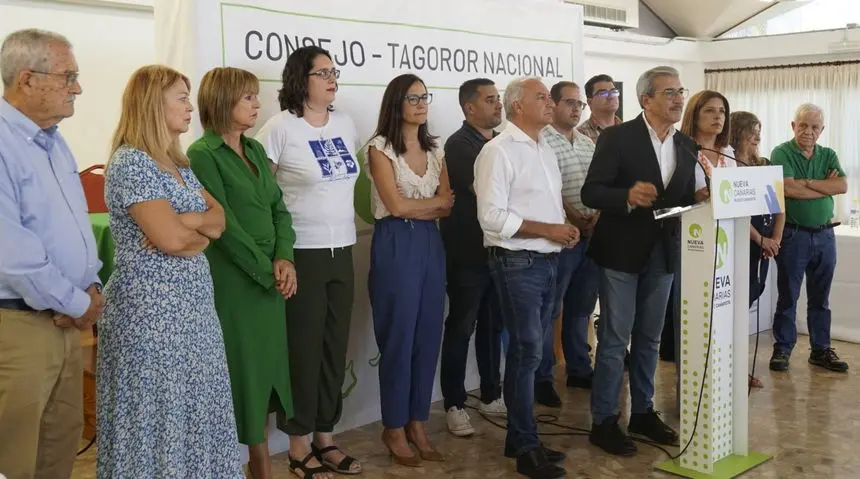 Imagen de la comparecencia que realizó este sábado el partido con Román Rodríguez al frente