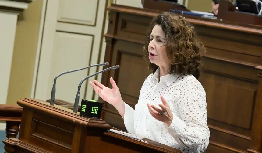 La consejera de Hacienda este miércoles en el Parlamento autonómico.