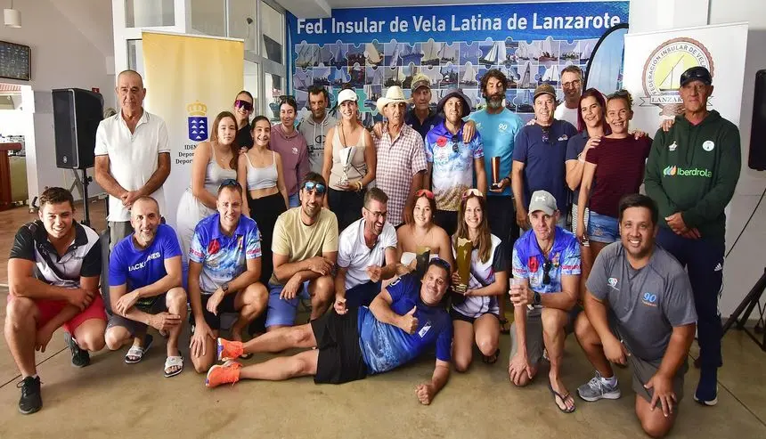 Imagen de los participantes en la regata.