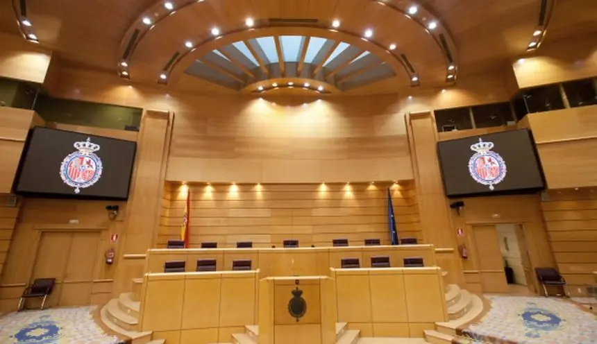Imagen de la Mesa del Senado que tiene que analizar la petición de Dimas Martín.