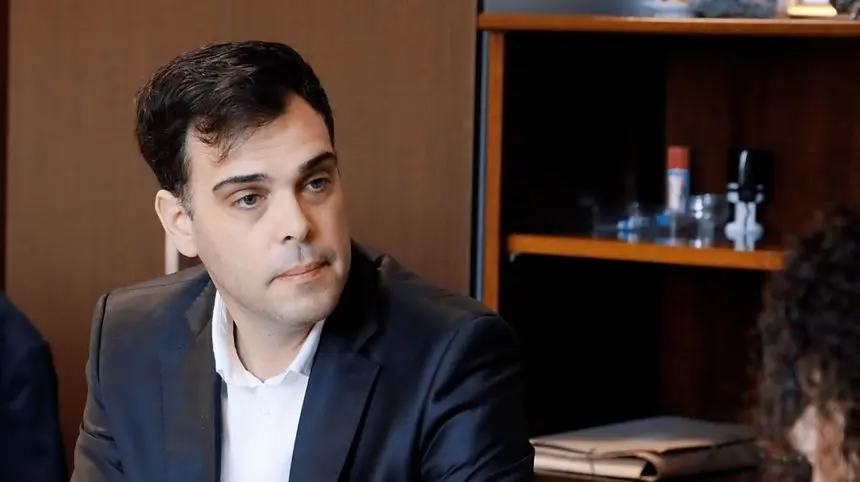 Alberto Aguiar.