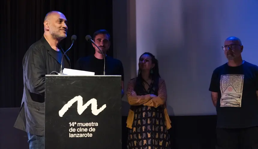 El director de la película ganadora. 