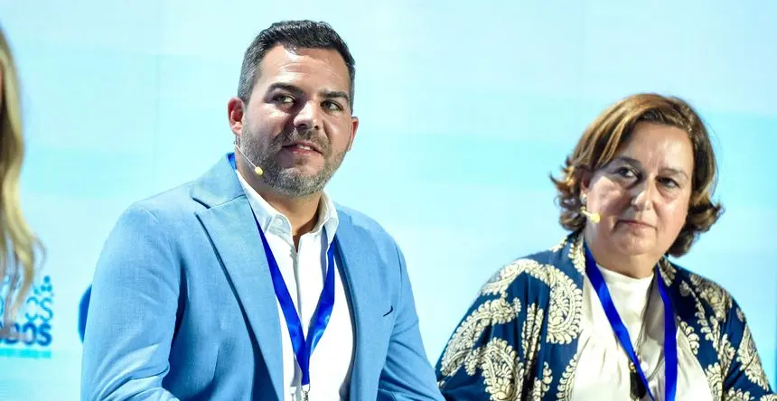 Jacobo Medina antes de su intervención.