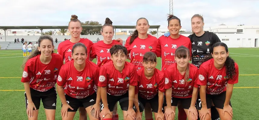 Jugadoras del Orientación Marítima Femenino, fotografía de Julián Cabrera.