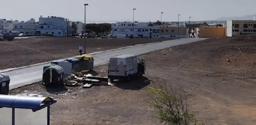 Infracción de basura cometida en Arrecife.